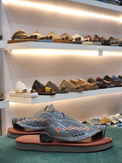 صورة شرقي مطرز مديل 170